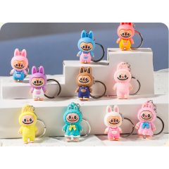 Labubu kulcstartó figura zacskós